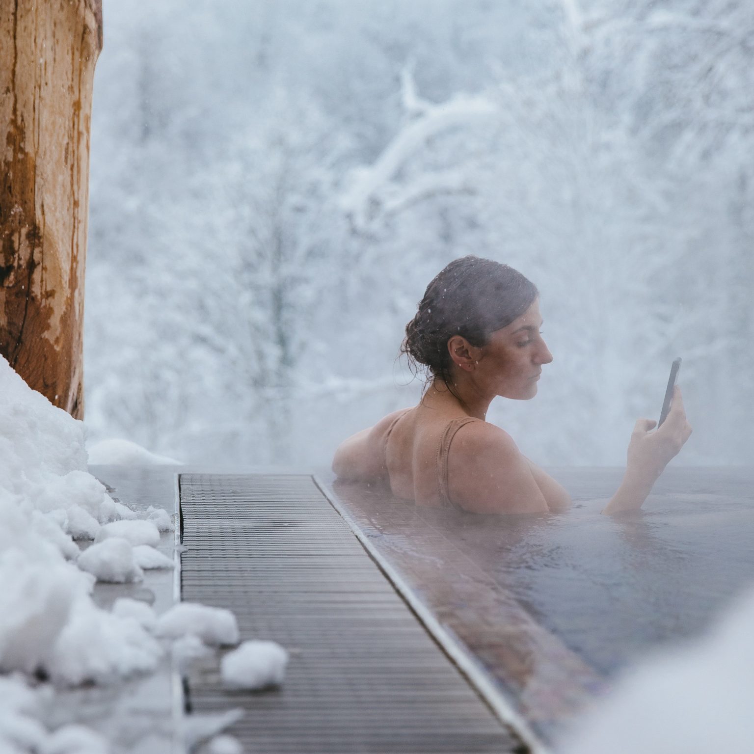 Hotel-with-jacuzzi-5