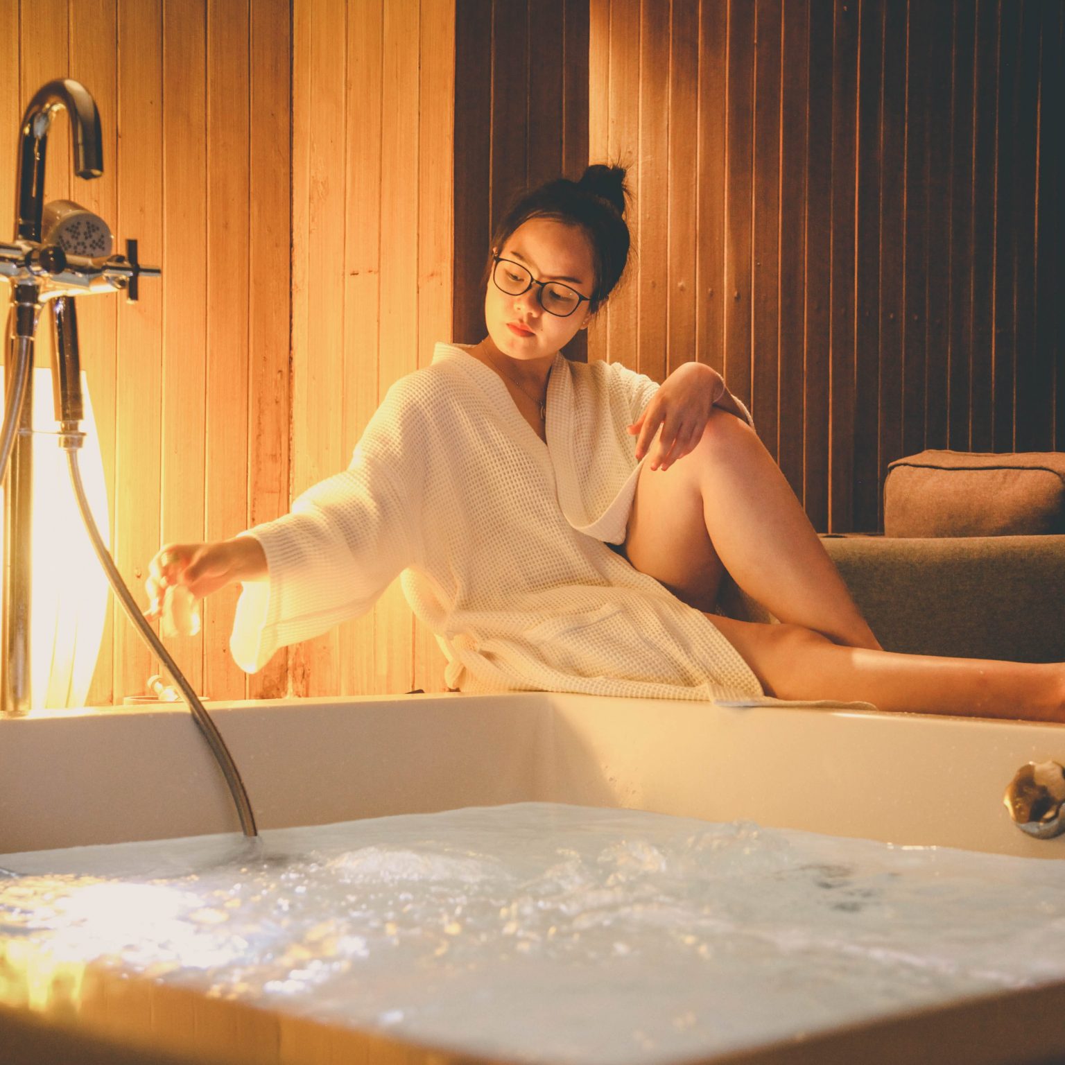 Hotel-with-jacuzzi-7