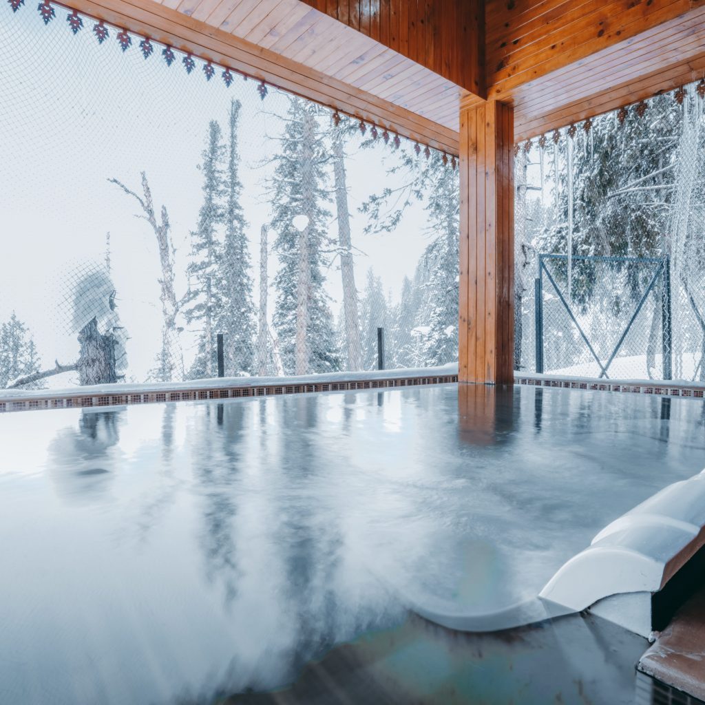 book hotels with private hot tubs in rooms