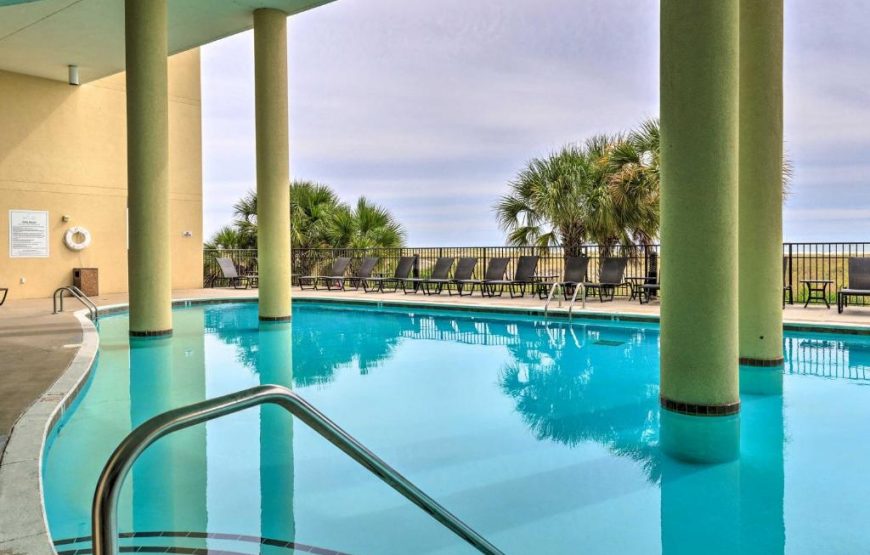 Ocean-View Condo with 2 Pools and Resort Amenities